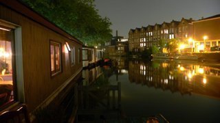 Houseboat ad Amsterdam Copyright Amsterdam Houseboat