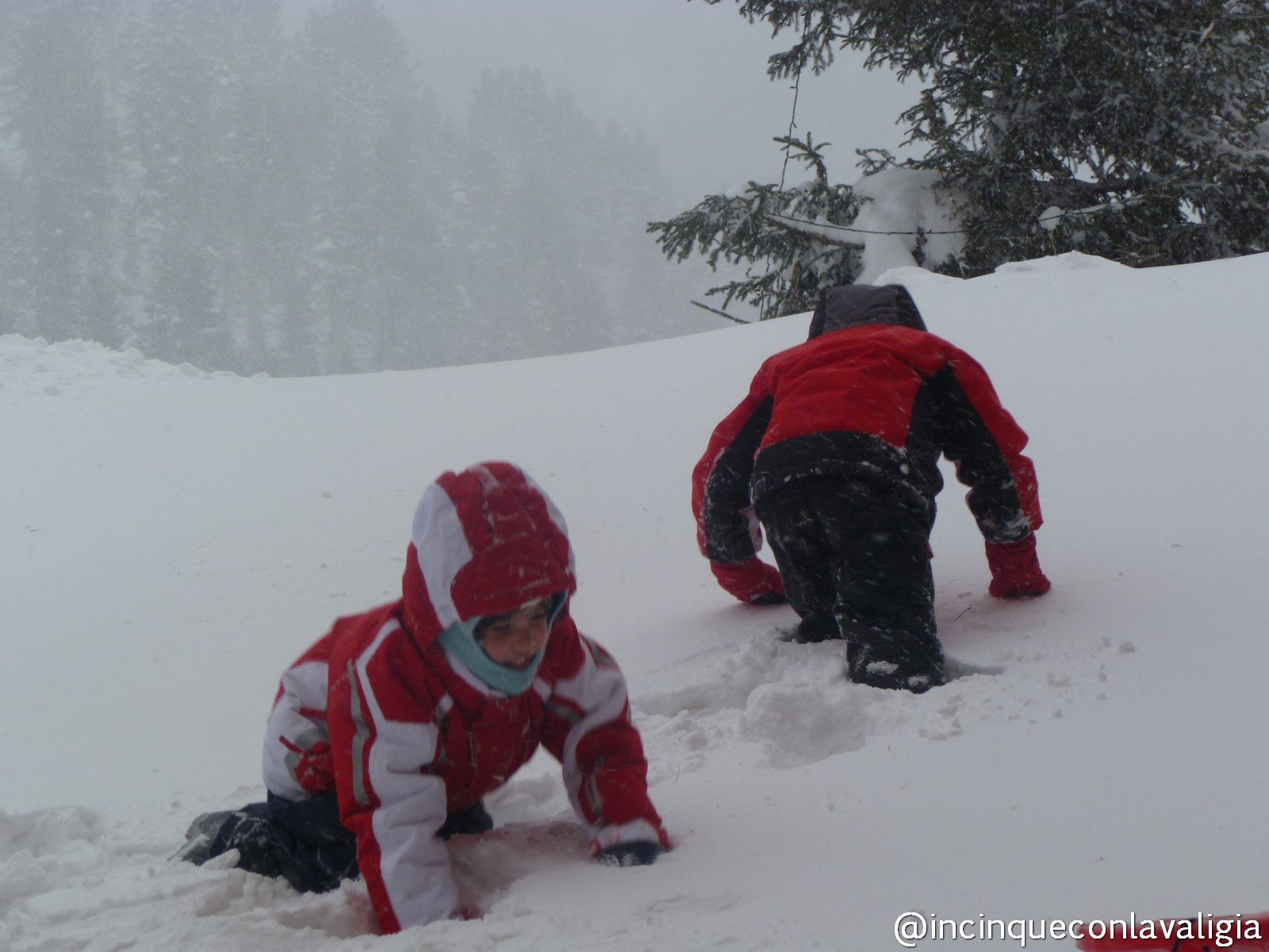 Tantissima neve in Val Roseg in inverno Val Roseg in inverno tantissima neve
