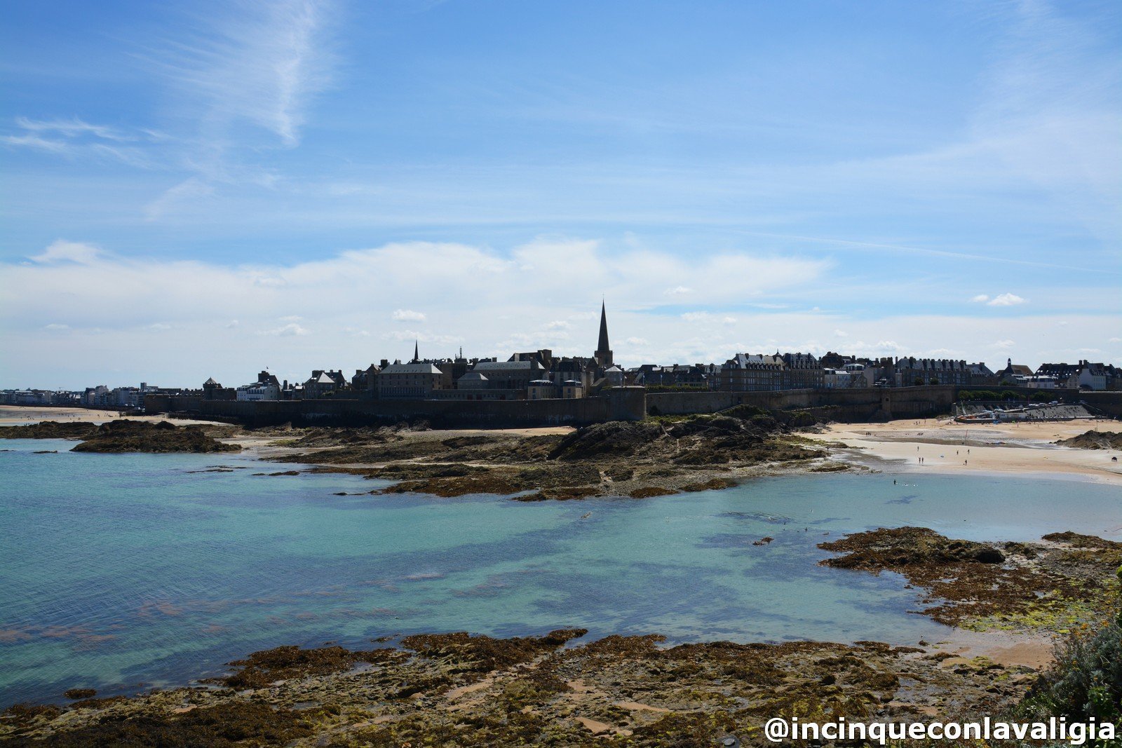 Skyline di Saint-Malo dall'Ile du Grand Bé Skyline di Saint-Malo dall'Ile du Grand Bé