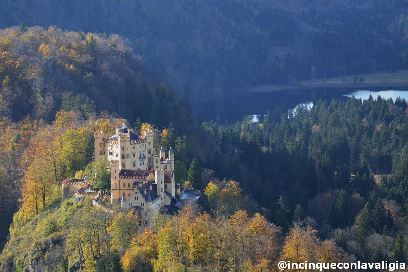 Il castello di Hohenschwangau in Baviera Il castello di Hohenschwangau