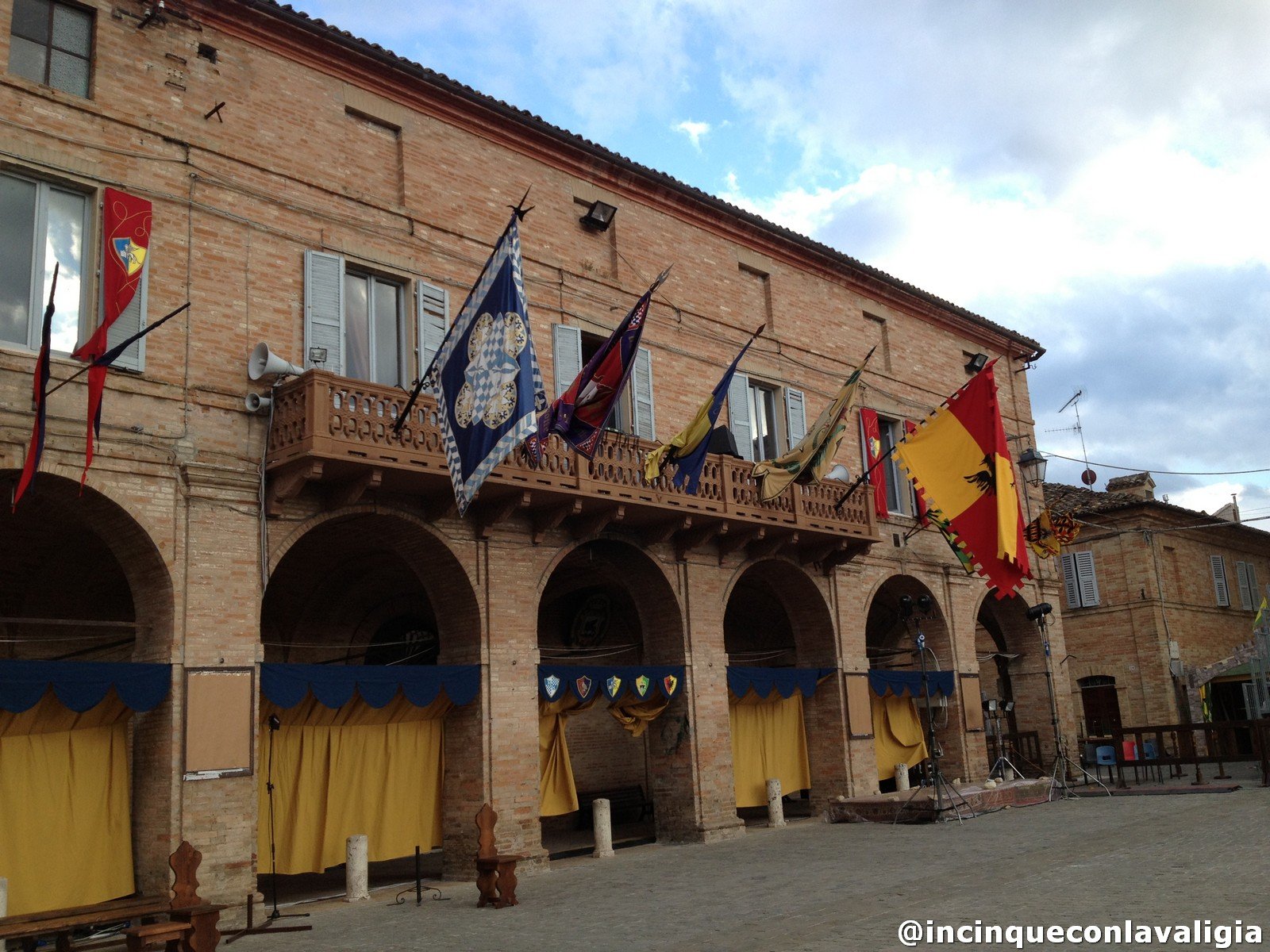 Il torneo cavalleresco di Servigliano Il torneo cavalleresco di Servigliano