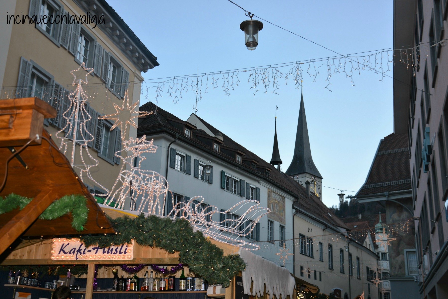 Coira a Natale Coira in inverno decorazioni di Natale