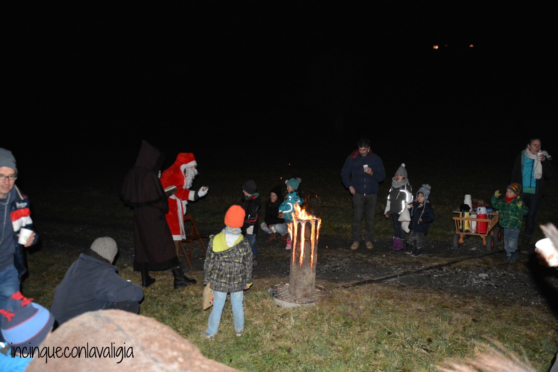 L'arrivo di Sankt Nikolaus tra le montagne L'arrivo di Sankt Nikolaus tra le montagne