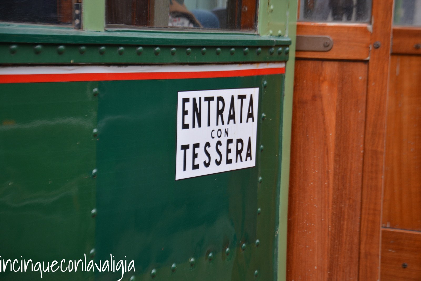 Salire a bordo del tram storico per visitare Milano Tram storico per visitare Milano