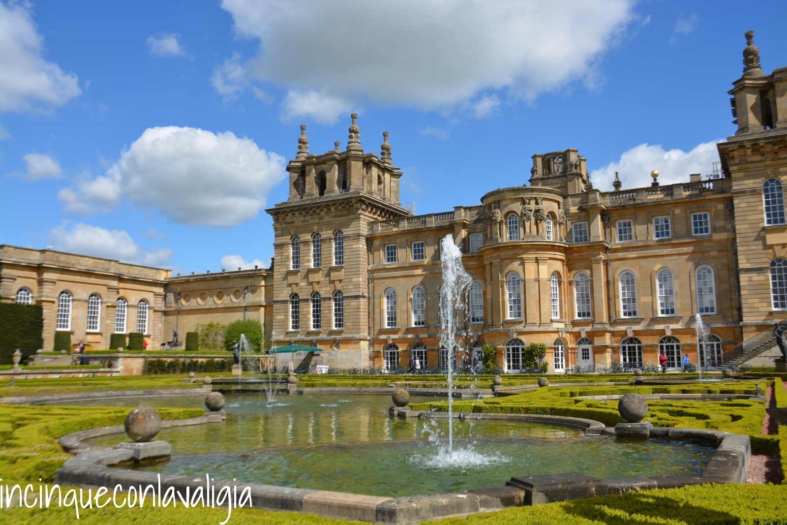 Le fontane e i giardini di Blenheim Itinerario nelle Cotswolds