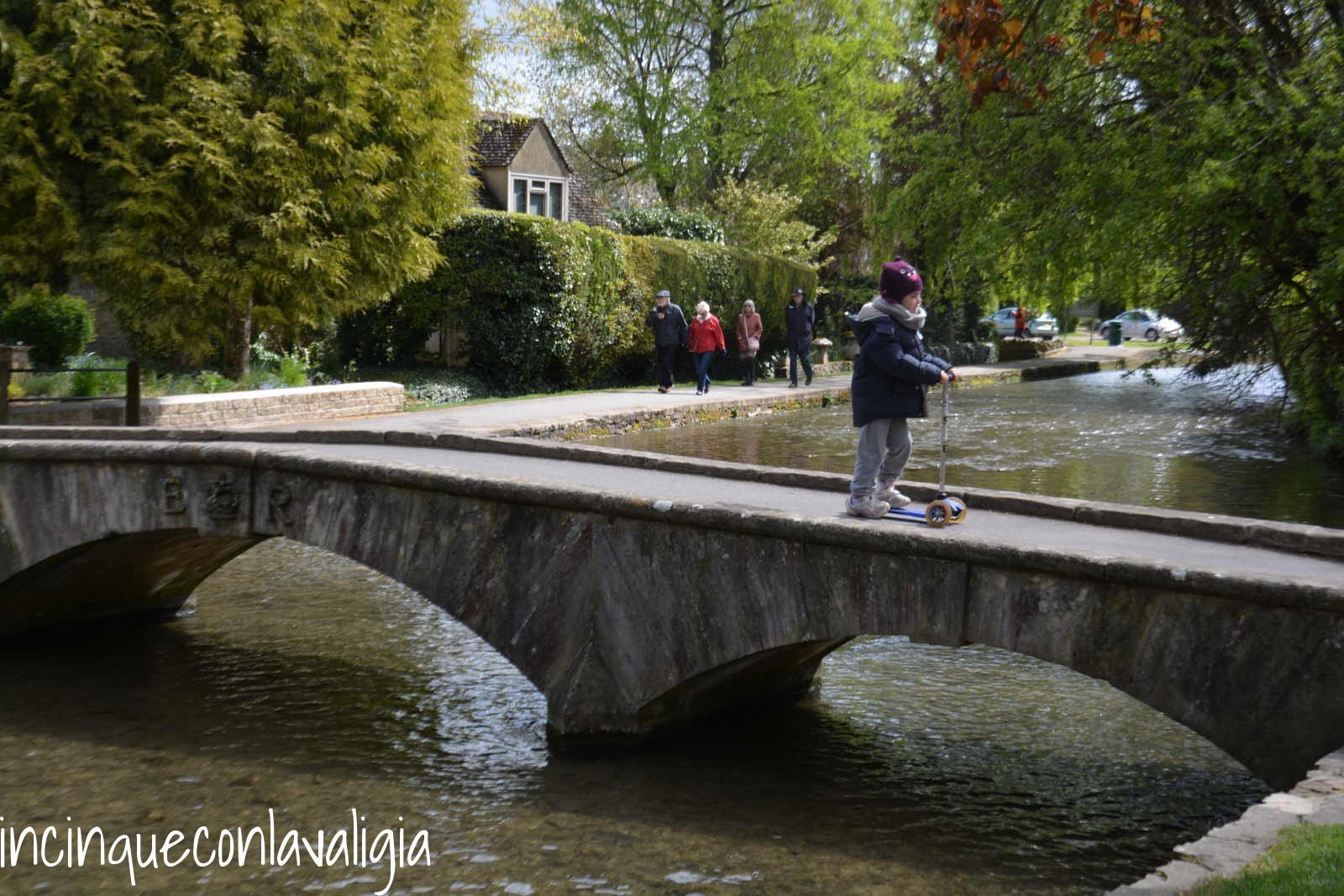 Le Cotswolds in monopattino Cotswolds in monopattino