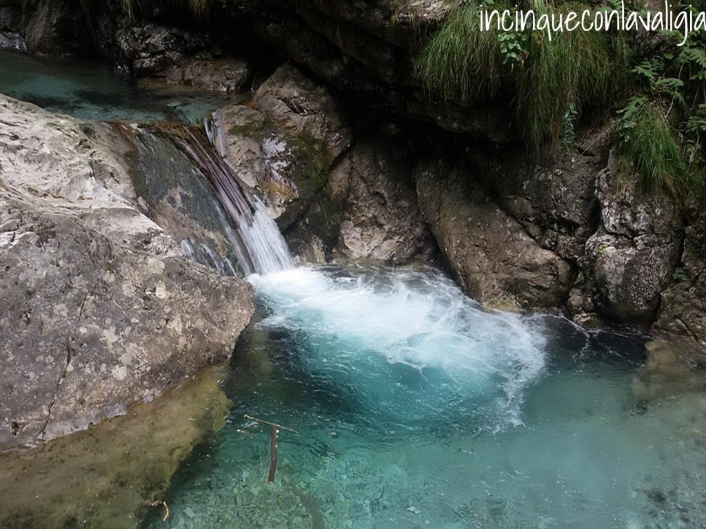 Le cascate della Val Vertova Val Vertova con bambini