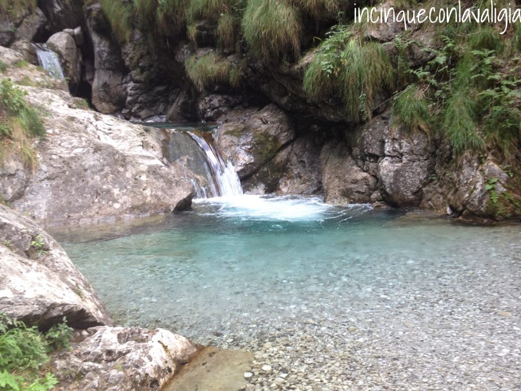 Val Vertova le pozze in cui immergersi Val Vertova cascate