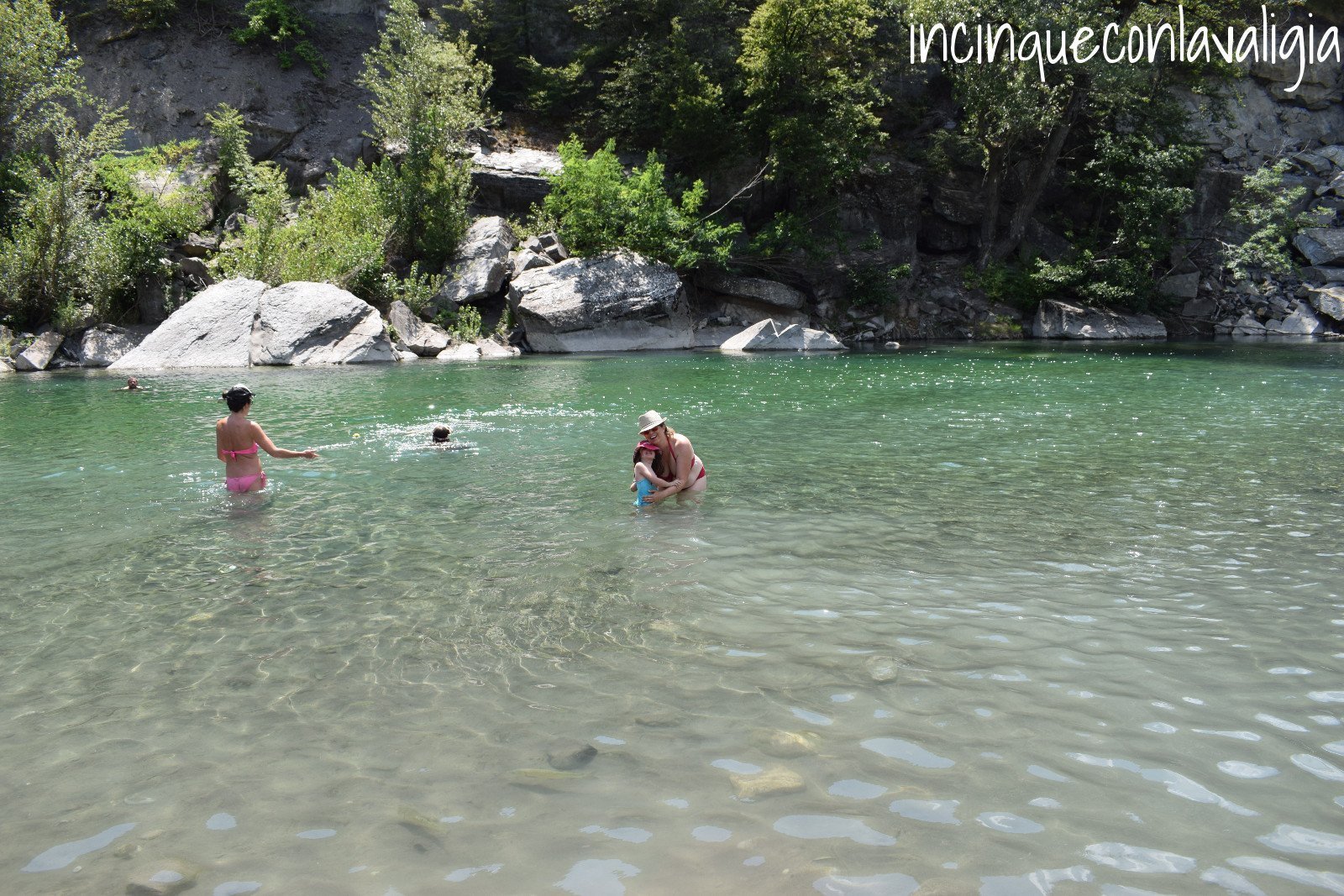 Nel Trebbia a sguazzare A mollo nel fiume Trebbia