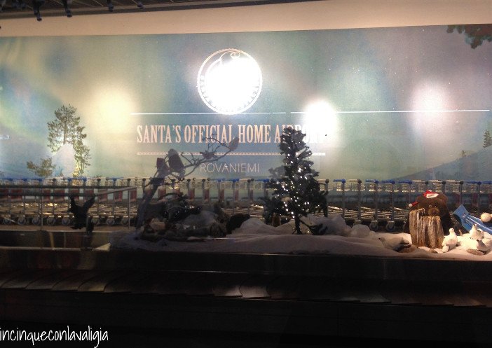 L'aeroporto di Rovaniemi in Finlandia Il vero Babbo Natale in Lapponia -Aeroporto di Babbo Natale