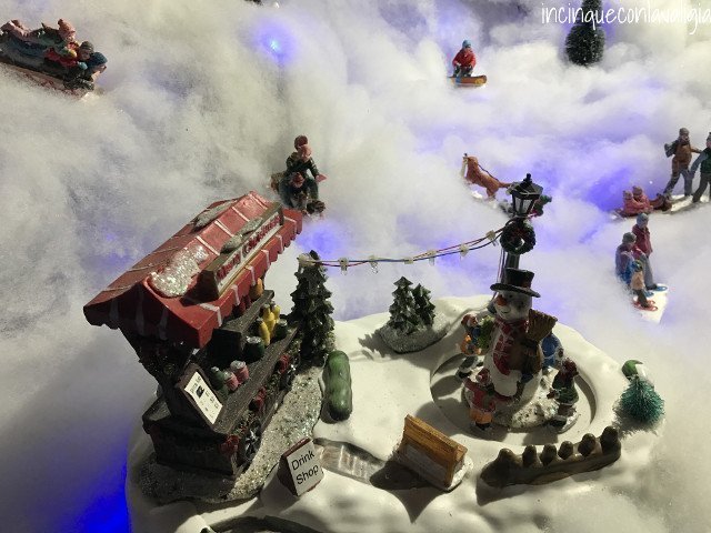 Allestimento Natalizio Rescia Natale in grotta alle grotte di Rescia