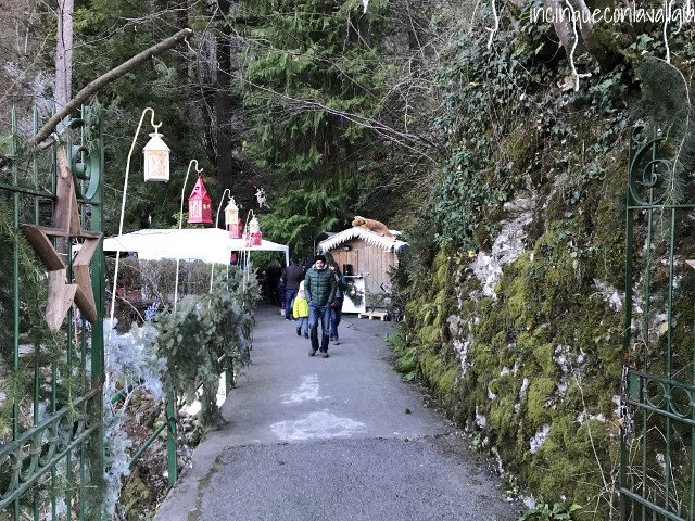 Ingresso Grotte di Rescia Natale in grotta alle grotte di Rescia