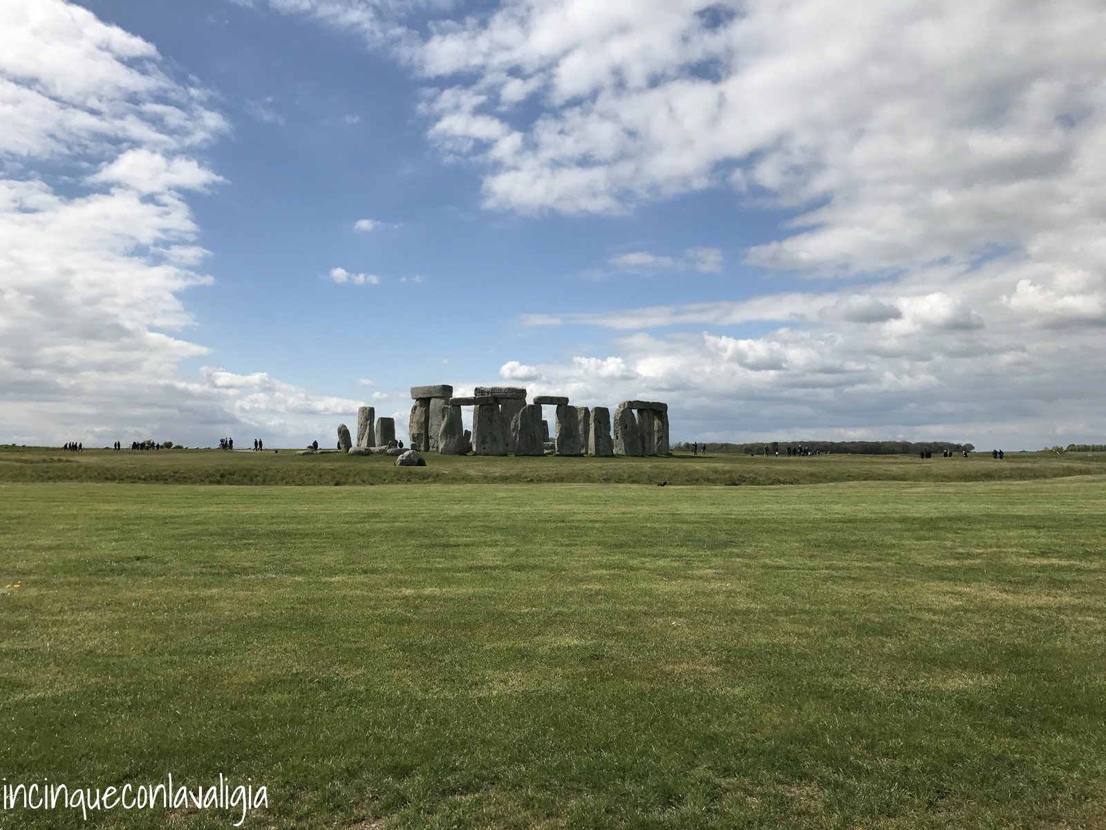 Stonehenge visto da lontano Stonehenge visto da lontano