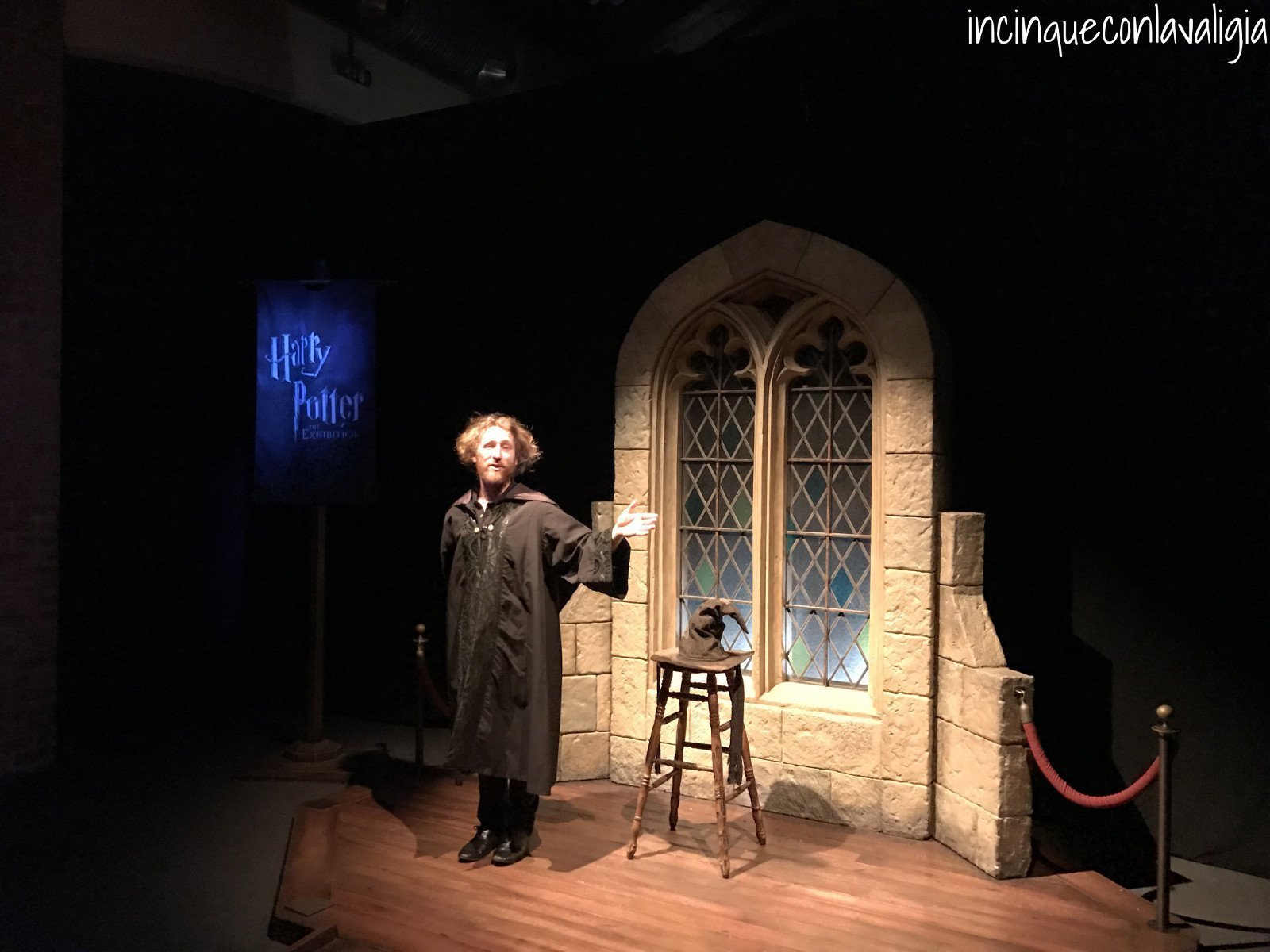 Essere smistati dal cappello parlante Mostra di Harry Potter a Milano