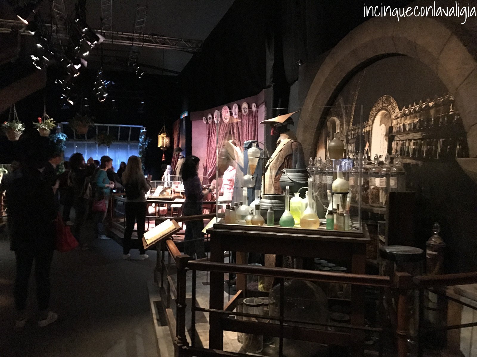 Classe di pozioni a Hogwarts Mostra di Harry Potter a Milano