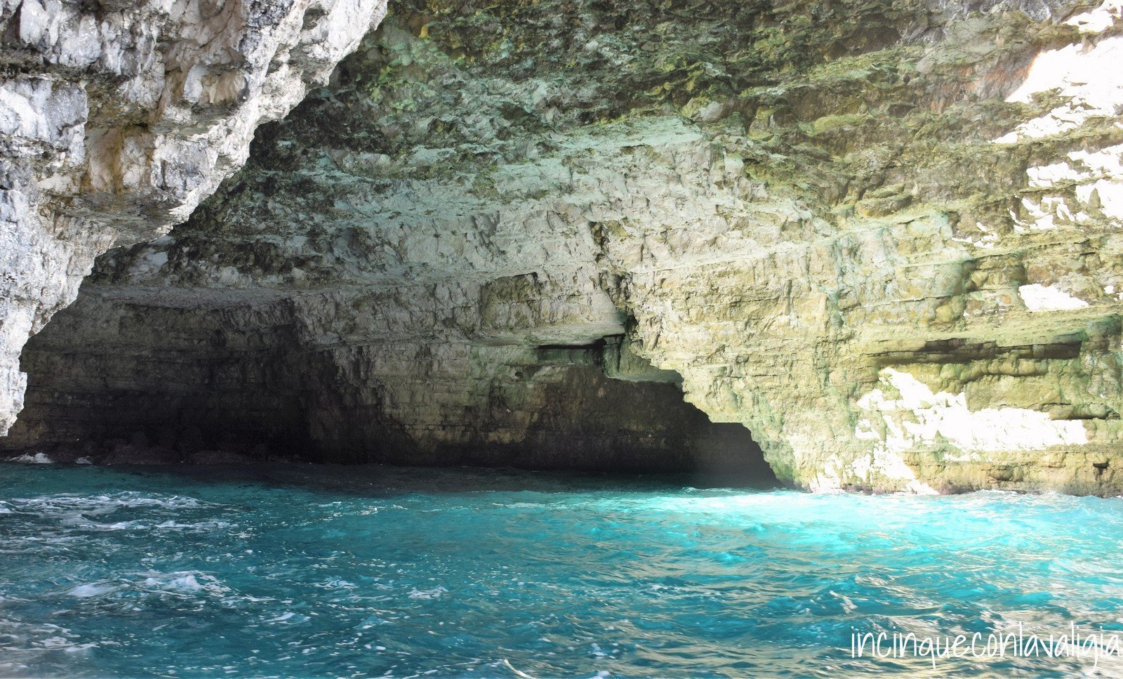 Le grotte di Comino Le grotte di Comino