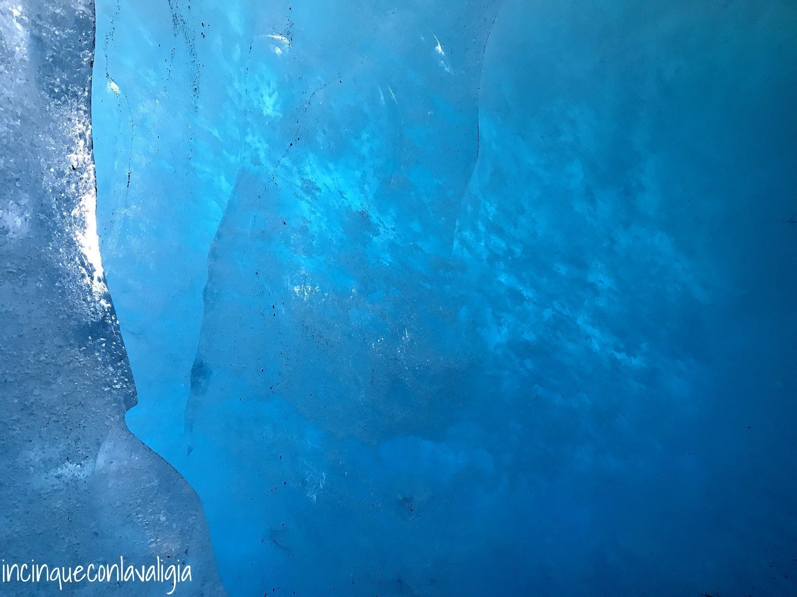 Grotta di ghiaccio ghiacciaio del Rodano Ghiacciaio Rodano