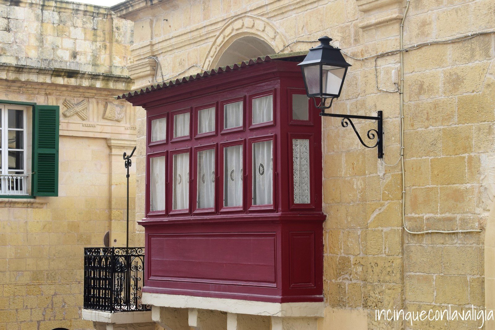 Cosa vedere a Gozo: balconcini tipici Cosa vedere a Gozo