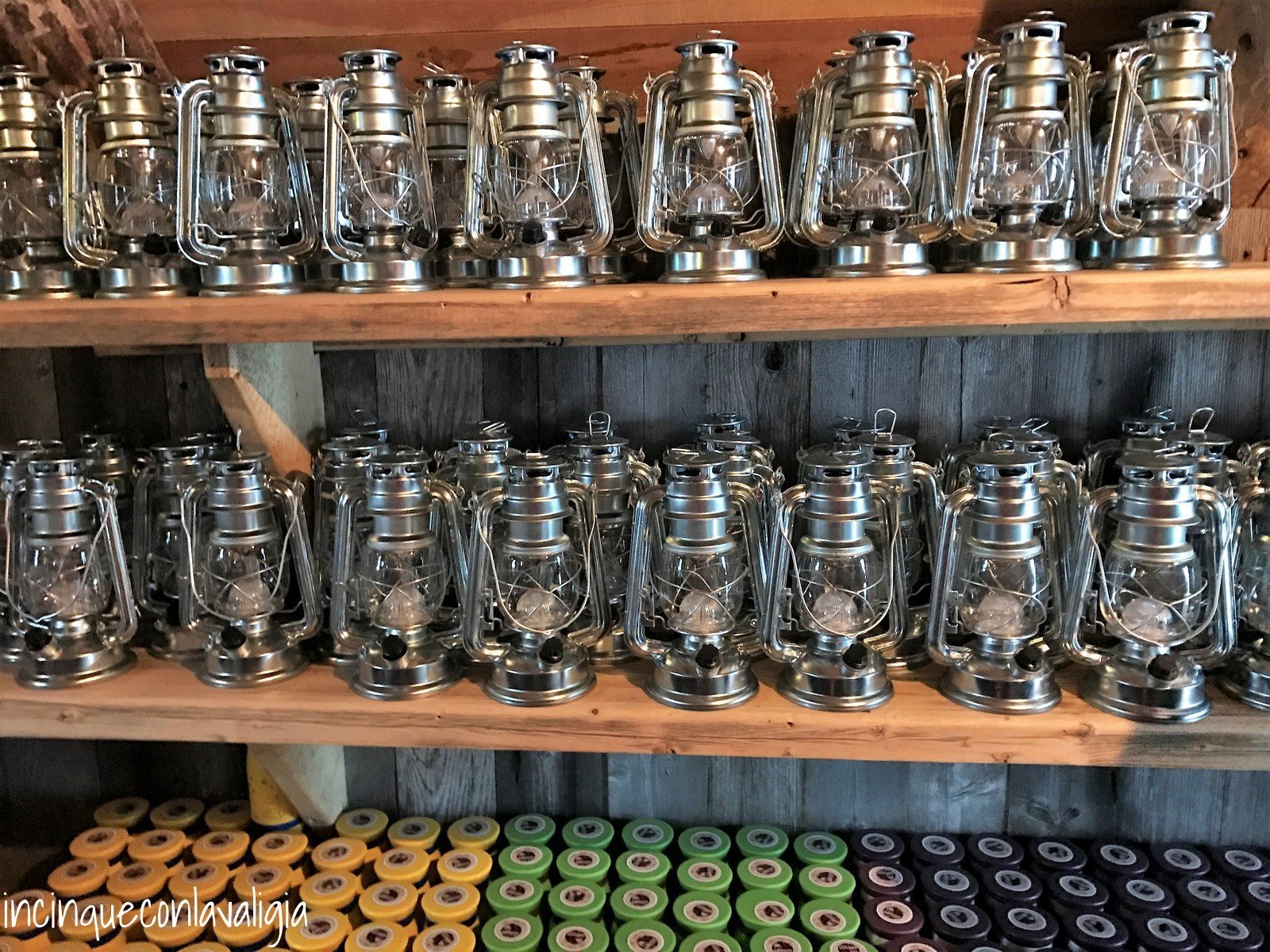 Thermos e lanterne per il sentiero dell'avvento in Carinzia Lanterne Thermos Katschberg