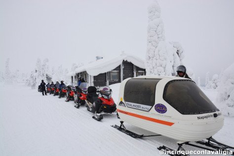 Escursione in motoslitta in Lapponia Motoslitta in Lapponia