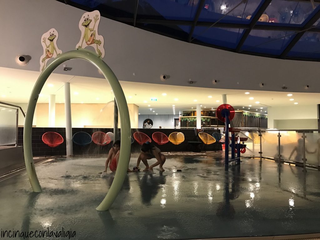 Aqua Dome zona spruzzi per bambini Aqua Dome terme Alpi Tirolo