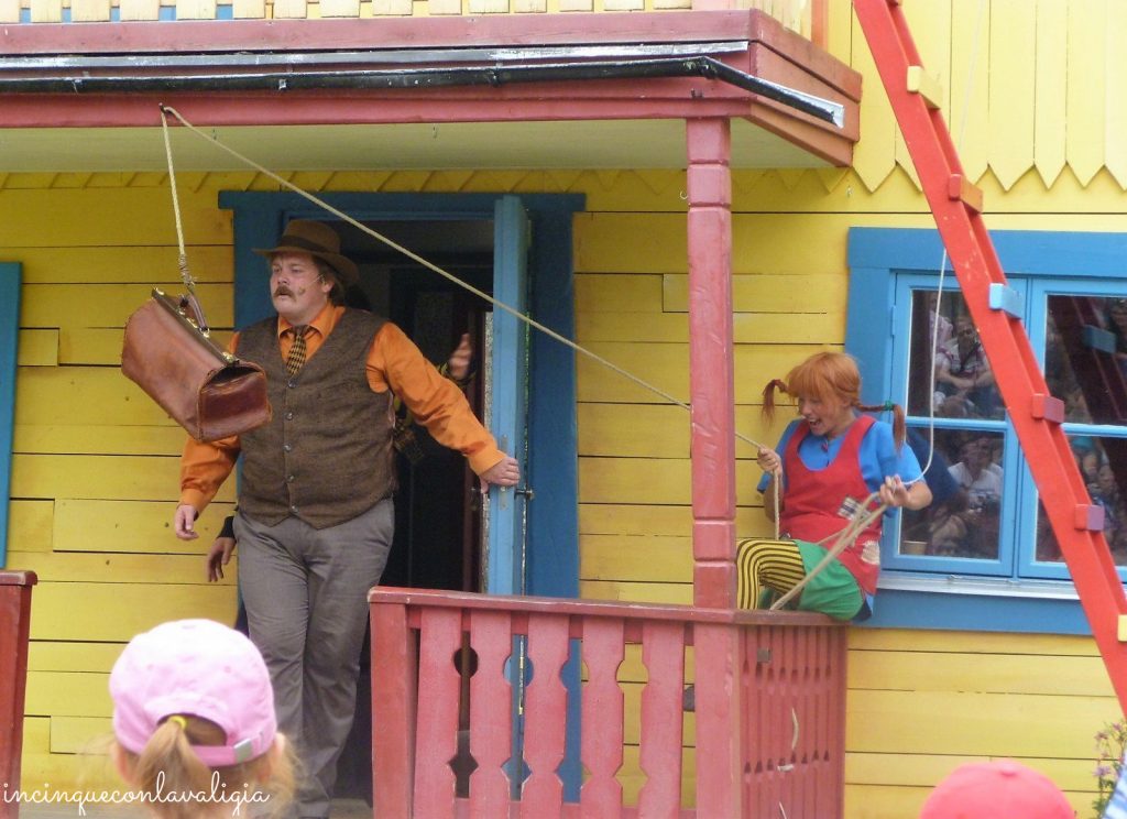 Spettacoli di Pippi Calzelunghe al parco di Pippi Pippi Calzelunghe_spettacolo