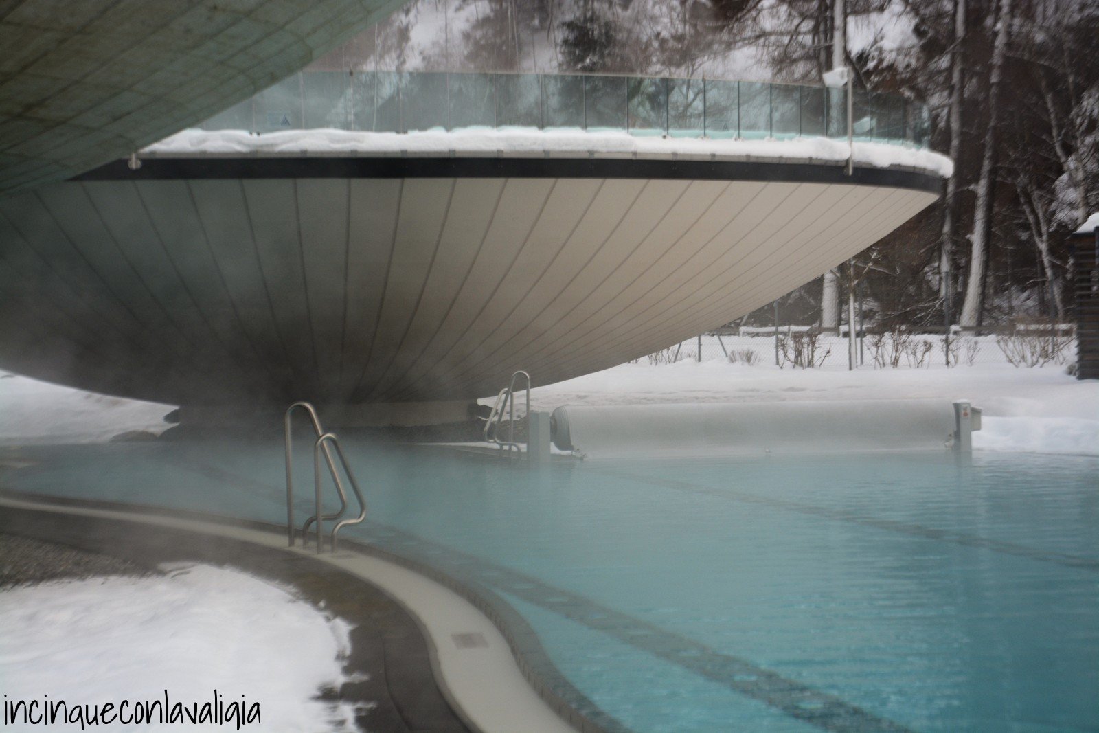 Aqua Dome vasche esterne riscaldate Aqua Dome terme Alpi Tirolo
