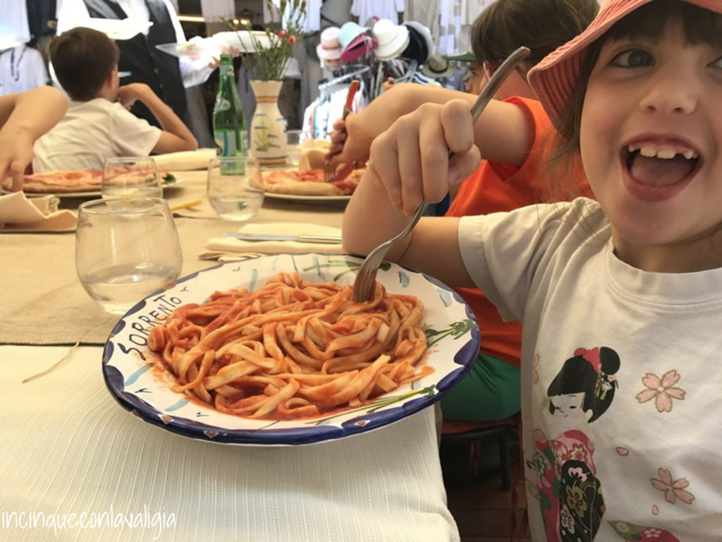 Spaghetti ai frutti di mare a Sorrento Piaceri del Palato a Sorrento