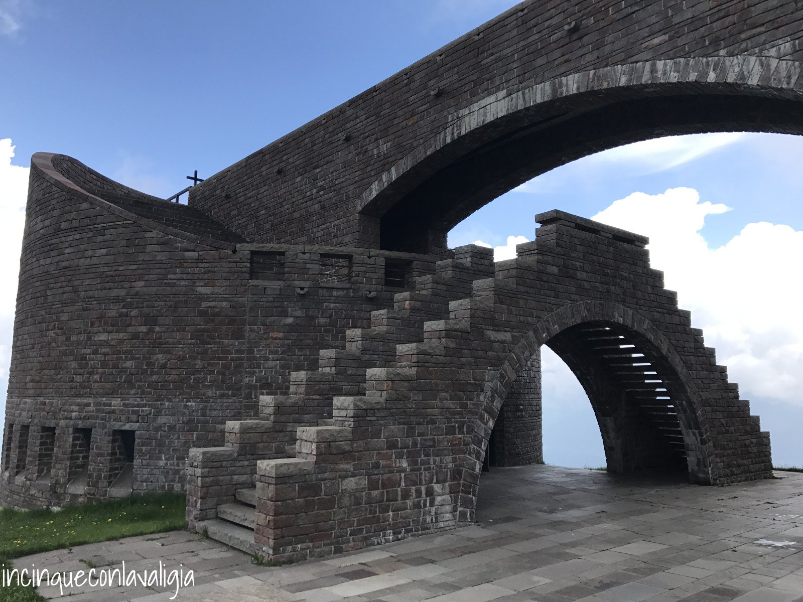 Architettura della Chiesa di Botta sul Monte Tamaro Monte Tamaro Svizzera Chiesa di Botta