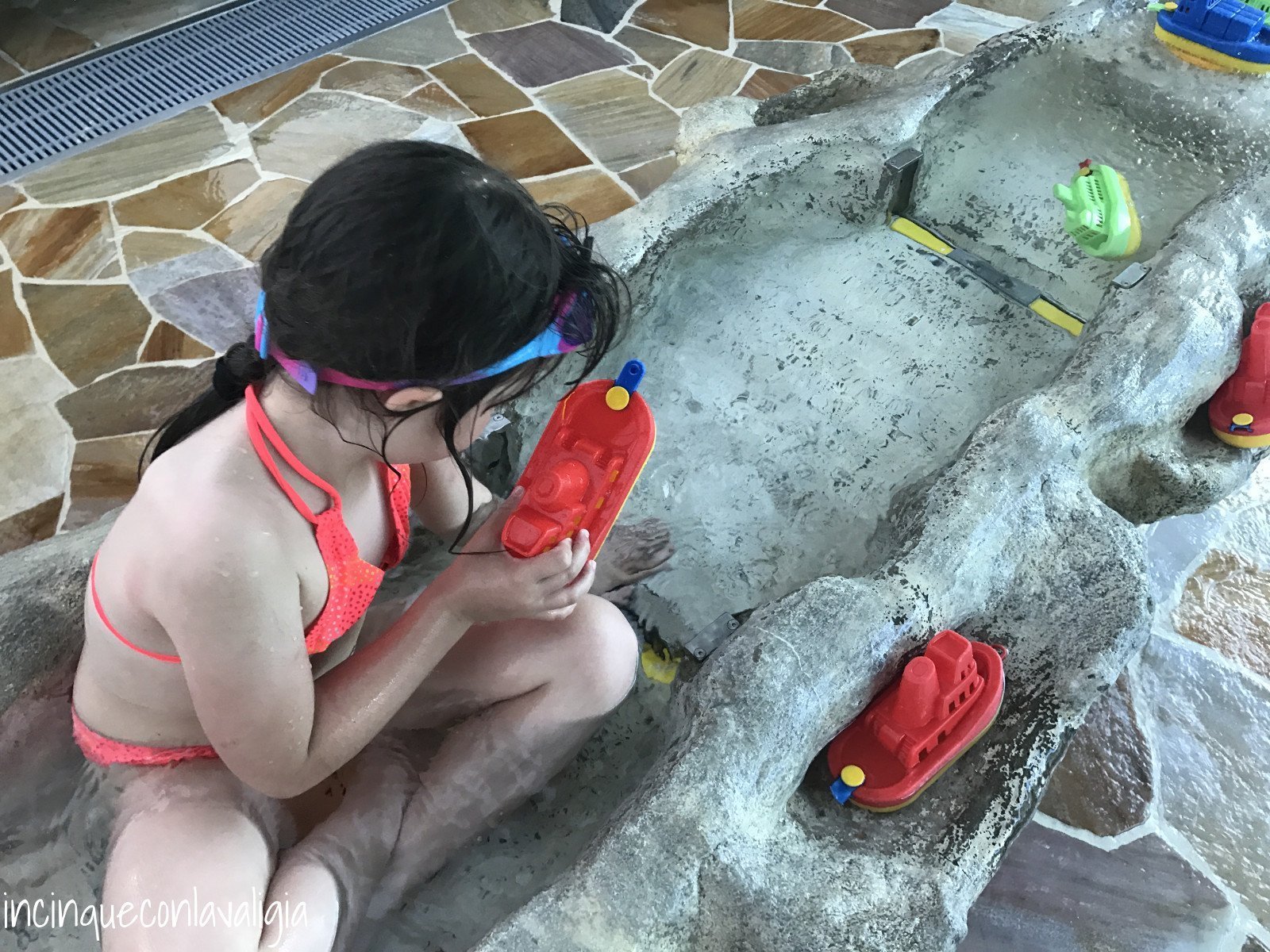 Barchette con cui giocare Giochi con l'acqua Splash & Spa