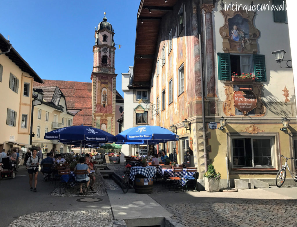 Mittenwald in Baviera paese delle case dipinte Mittenwald Baviera