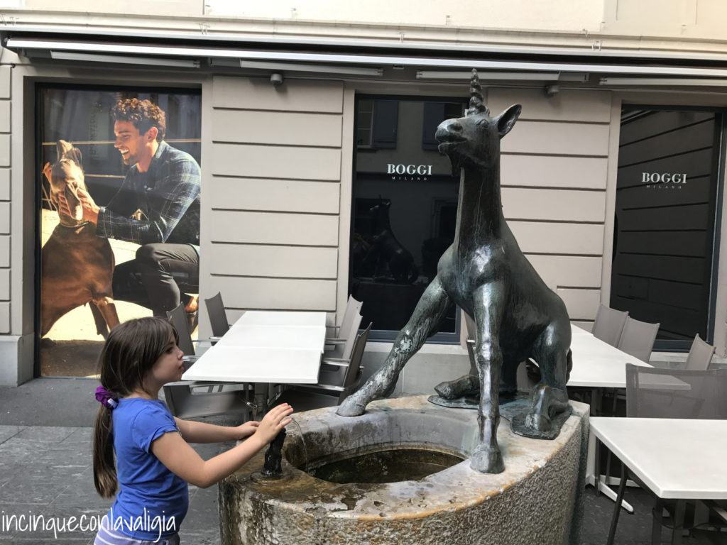 Statua dell'unicorno a Lucerna