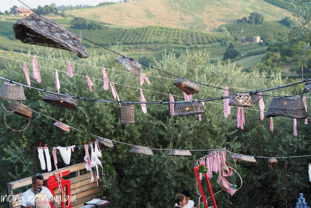 Scamporella tra le colline romagnole Scamporella picnic tra gli ulivi