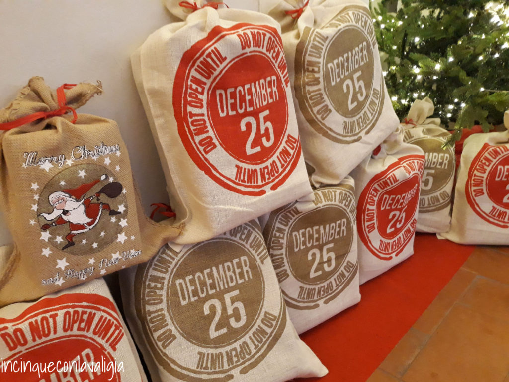Sacchi di Natale di Babbo Natale Sacchetti dei regali di Babbo natale