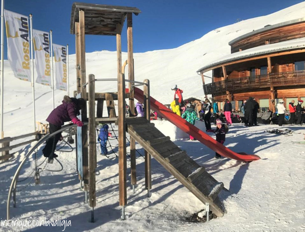 Parco giochi nella neve al rifugio Rossalm alla Plose Parco giochi al rifugio Rossalm