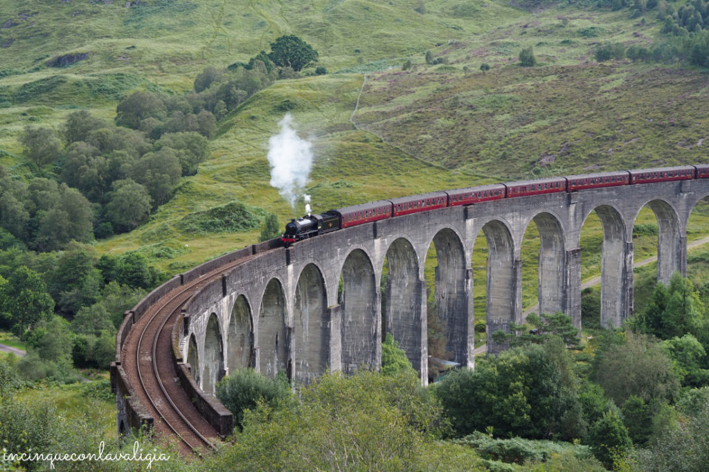 Il vero Hogwarts Express in Scozia treno di Harry Potter in Scozia