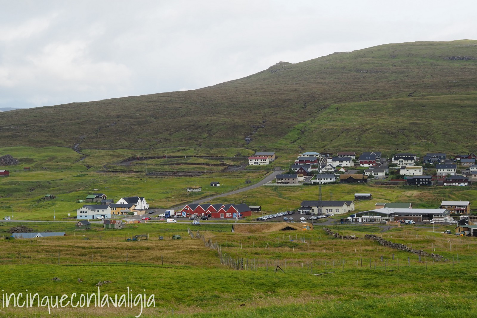 Partenza del sentiero Trælanípa Partenza sentiero punto panoramico Trælanípa