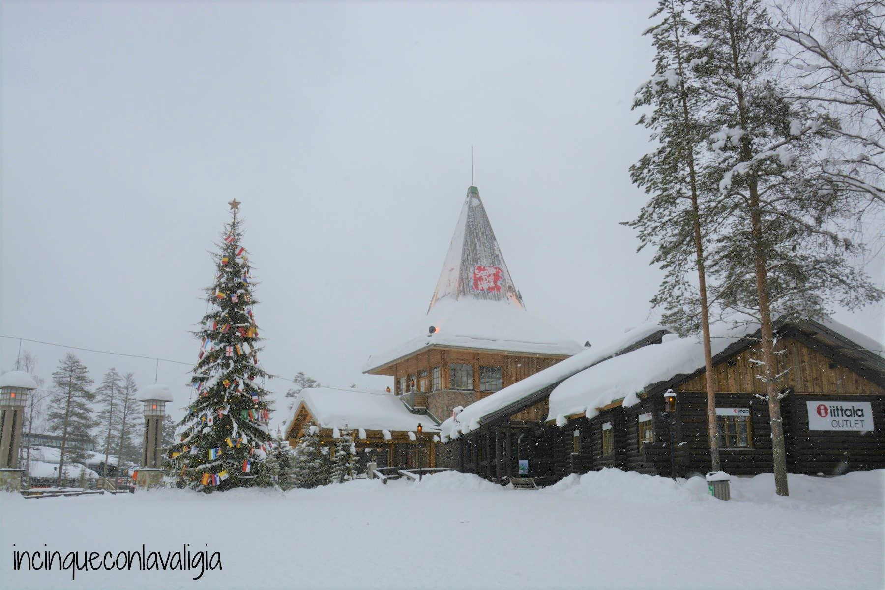Lapponia con bambini- La casa di Babbo Natale Casa di Babbo Natale in Lapponia