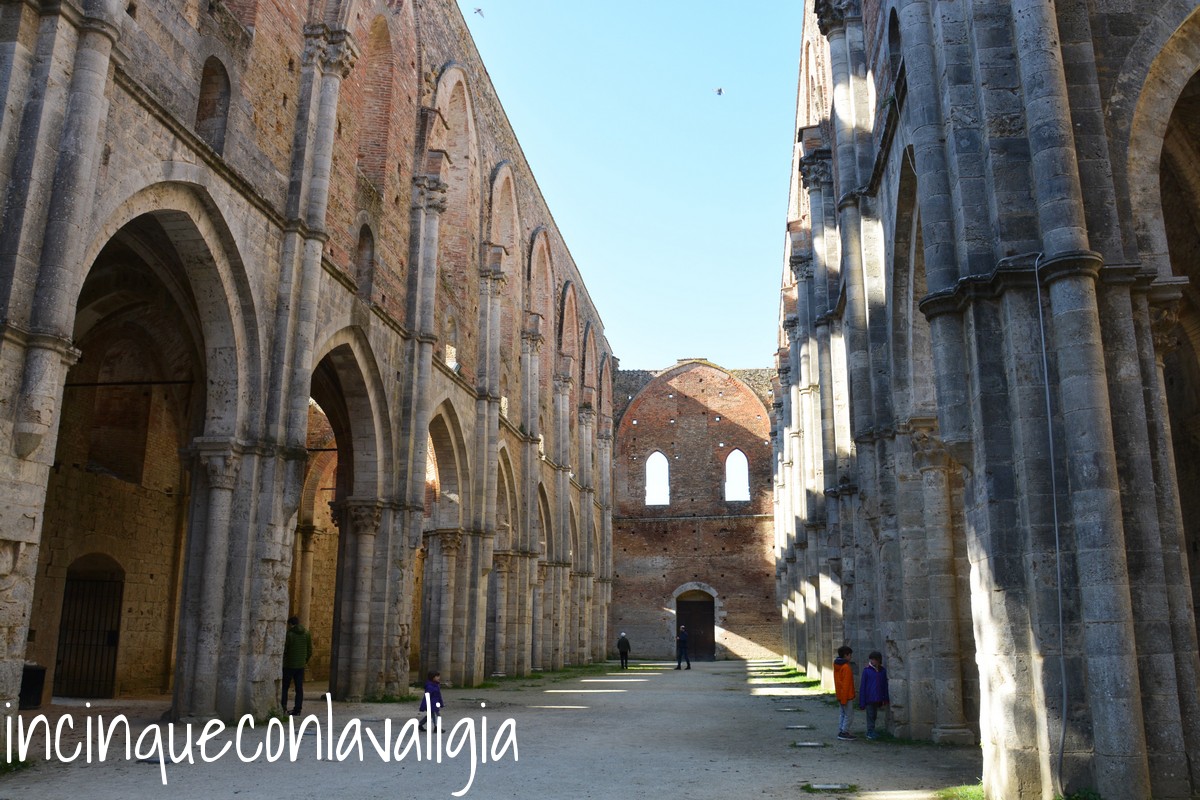 Visitare San Galgano con i bambini San Galgano con bambini