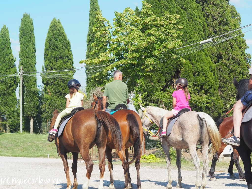 A cavallo in Val d'Orcia con bambini