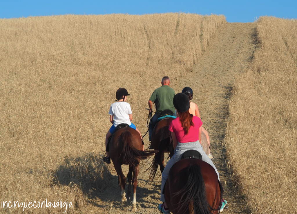 A cavallo in Val d'Orcia