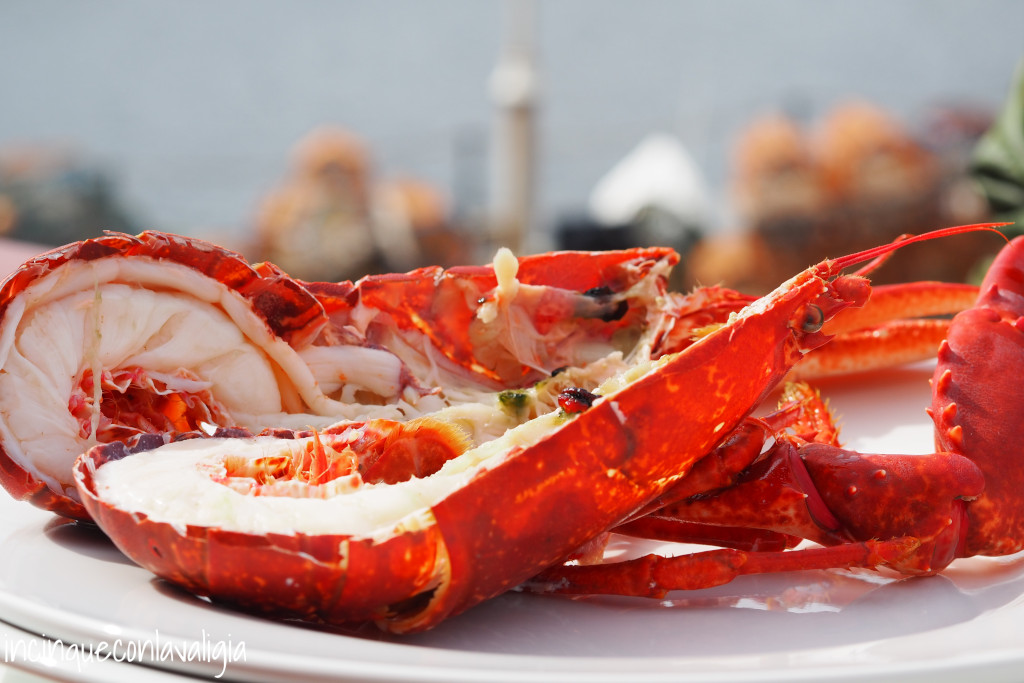 Le aragoste mangiate al porto Le aragoste mangiate al porto a Crail