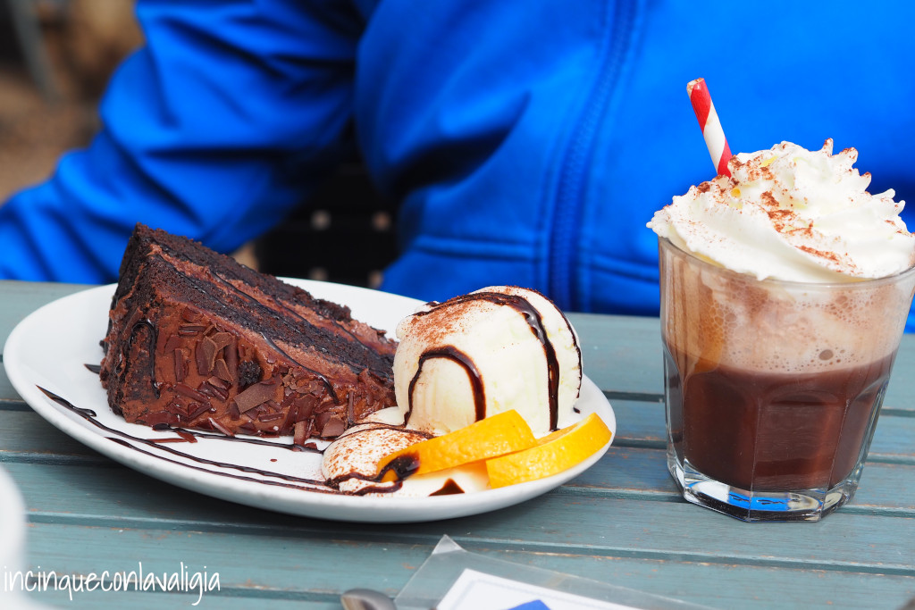 Dolce e cioccolata da Crail Harbour Gallery