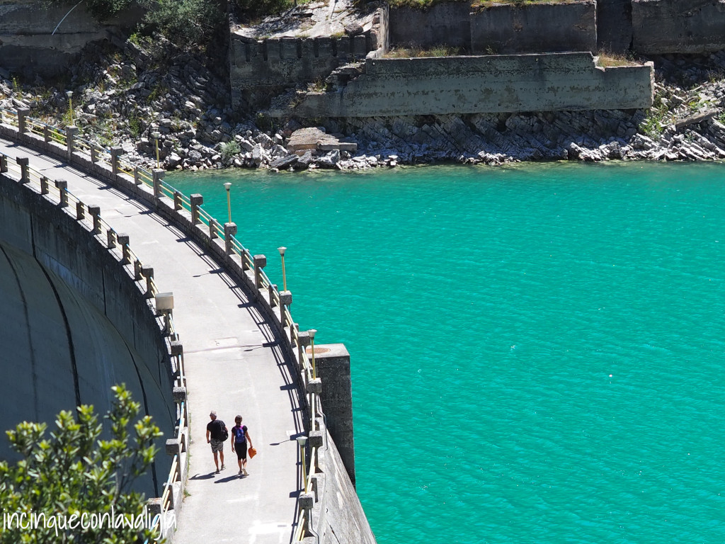 Diga del lago di fiastra La diga del Lago di Fiastra