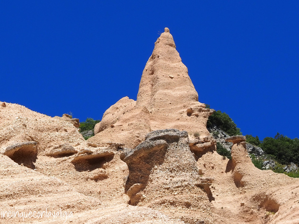 Le lame rosse nelle Marche Trekking Lame rosse