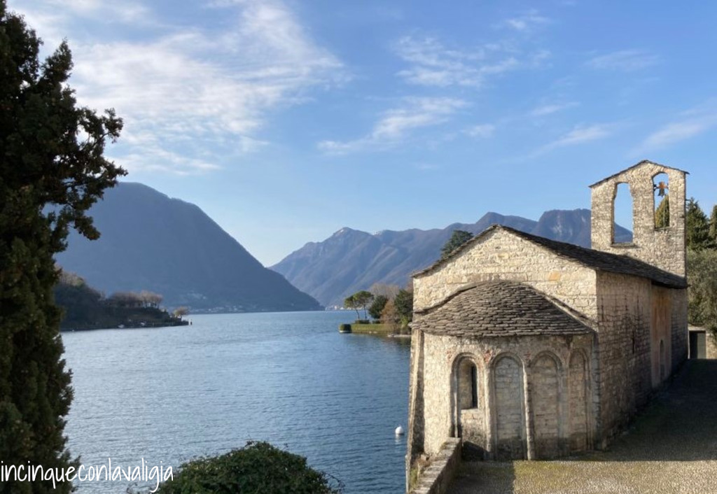 Chiesa di Ossuccio uno degli scorci più amati del Lago di Como Chiesa Santi Giacomo e Filippo a Ossuccio