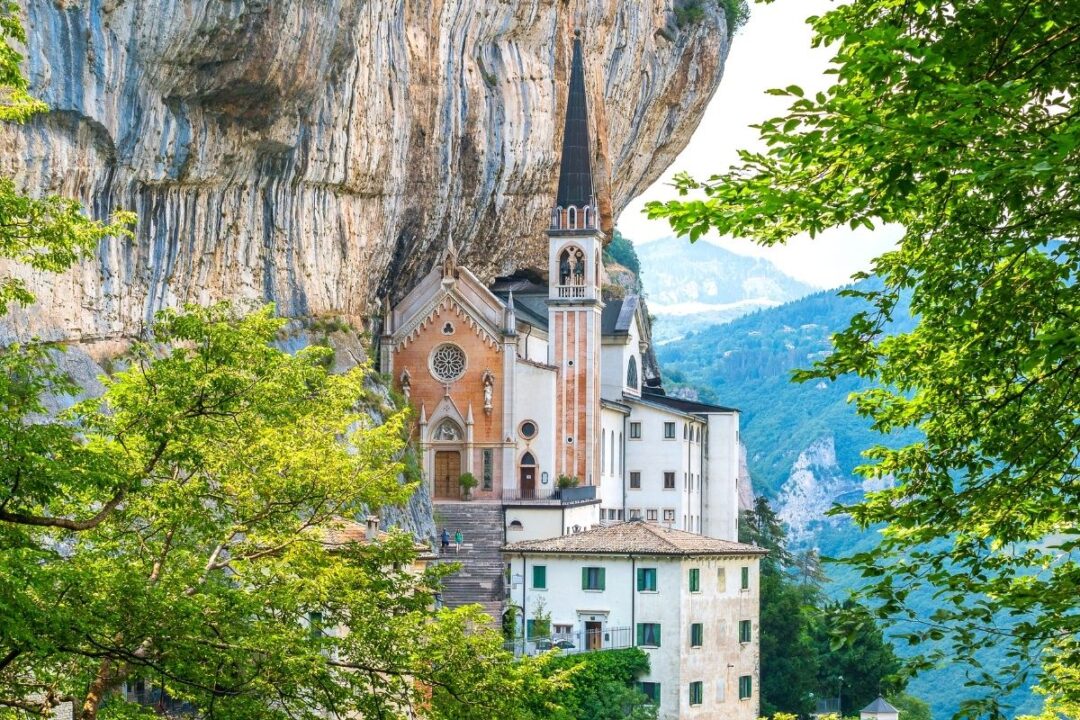 Santuario Madonna della Corona