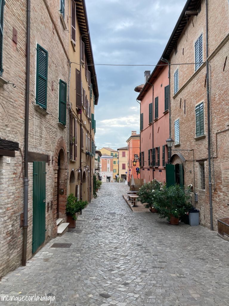 Santarcangelo di Romagna Santarcangelo di Romagna tappe Milano Puglia