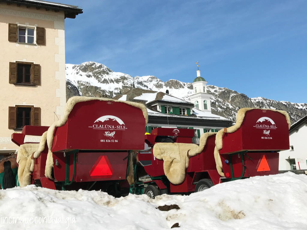 Carrozze trainate dai cavalli a Sils Maria