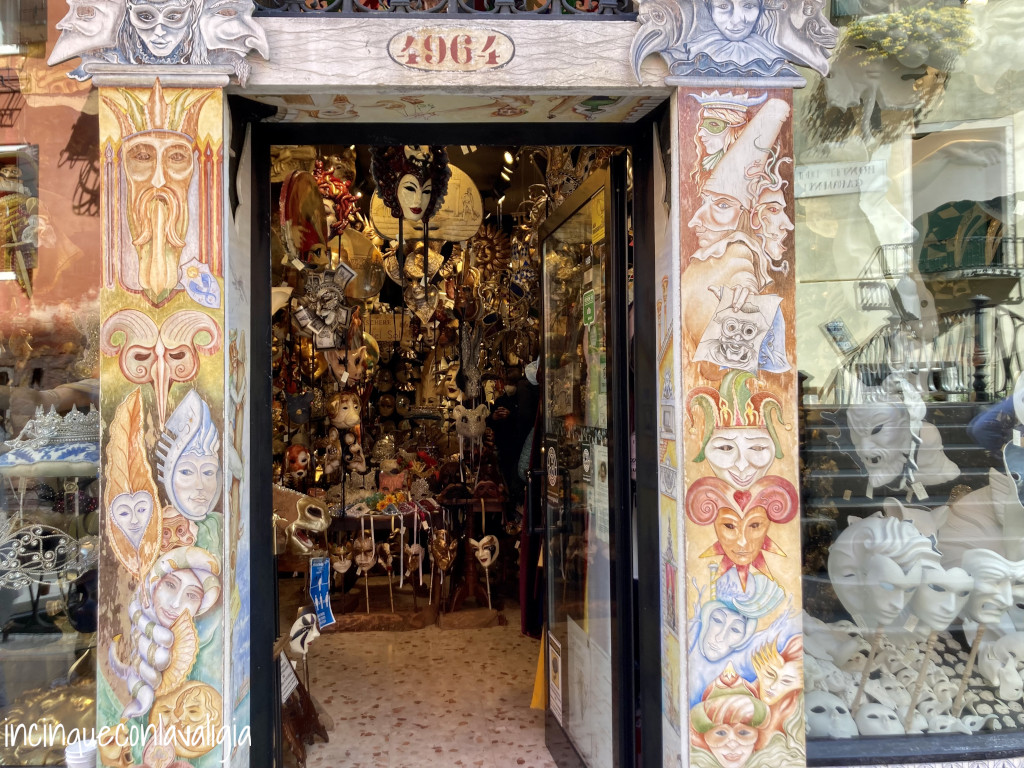 Atelier maschere di carnevale laboratorio maschere carnevale Venezia